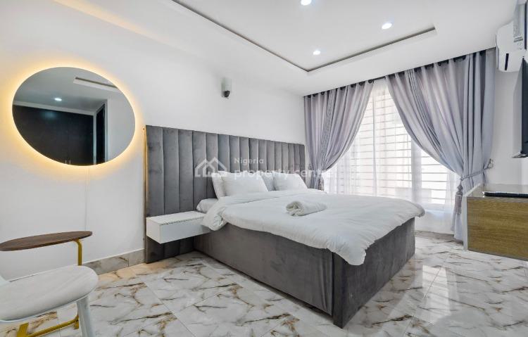 Luxury 3 Bedrooms Apartment with Ps4, Dele Ogunbowale Crescent, Close to Petrocam Filling Station, Lekki Phase 1, Lekki, Lagos, Flat / Apartment Short Let