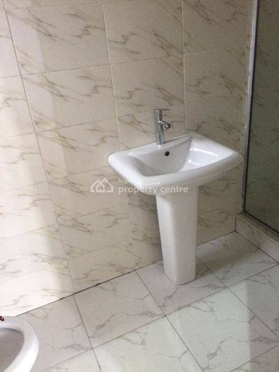 Luxury 2 Bedroom Flat with Excellence Facilities, No7. Salem Estate,, Ikate Elegushi, Lekki, Lagos, Flat / Apartment for Rent