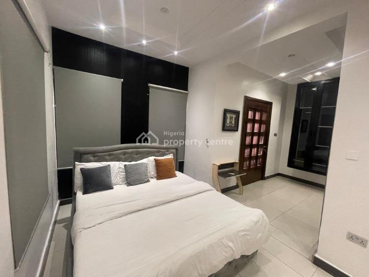 For Rent Luxury 2 Bedroom Apartment 24hrs Of Electricity, Lekki Phase