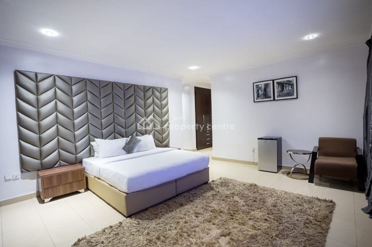3 Bedroom Apartment with a Pool and Gym, Oniru, Victoria Island (vi), Lagos, Flat / Apartment Short Let