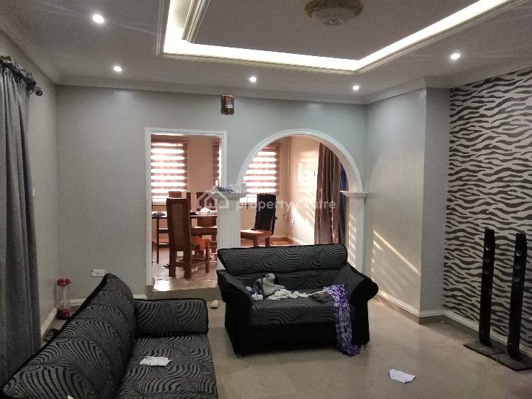 For Sale Furnished 3 Bedroom Flat, Benjamin Crescent, Ojekunle Estate