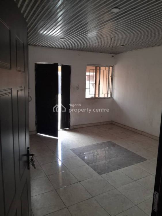 For Rent A Decent And Lovely Renovated 3 Bedroom Flat, Bode Thomas