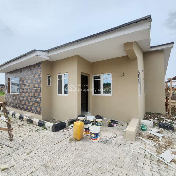 For Sale 3 Bedroom Bungalow, Alafara Area, Jericho, Ibadan, Oyo 3 Beds, 3 Baths (Ref 1703677)