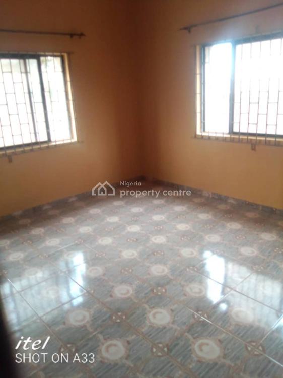 3 Bedroom Flat Newly Renovated and Spacious, 2 Dipo Babatunde Avenue, Abeokuta South, Ogun, Flat / Apartment for Rent