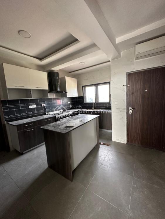 For Rent Well Finished 3 Bedroom Serviced Apartment & Bq, Victoria