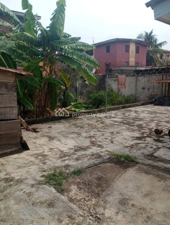 For Sale 3 Bedroom Bungalow, Jakande Estate Isolo Ejigbo Road, Isolo