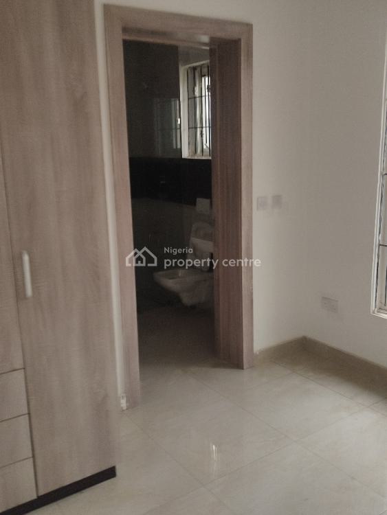 4 Bedroom Detached House in an Estate, Milvaton, Ikoyi, Lagos, Detached Duplex for Rent
