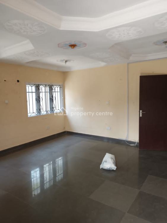 For Rent Executive 3 Bedroom Flat, Maryland, Lagos 3 Beds, 2 Baths