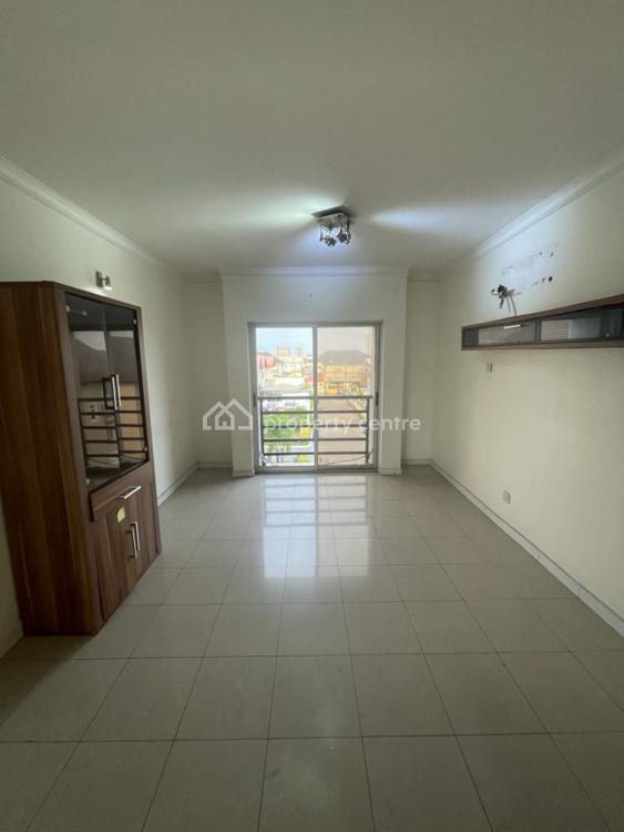 For Sale 3 Bedrooms Flat With A Room Bq, Treasure Garden Estate
