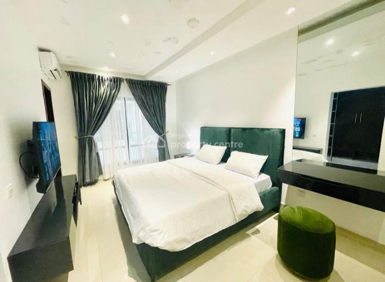 Luxury 2 Bedroom Apartment, Qmb Road, Lekki Phase 1, Lekki, Lagos, Flat / Apartment Short Let