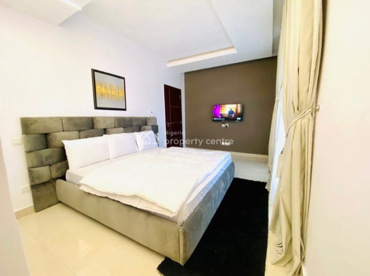 2 Bedroom Luxury Apartment, Qmb Road, Lekki Phase 1, Lekki, Lagos, Flat / Apartment Short Let