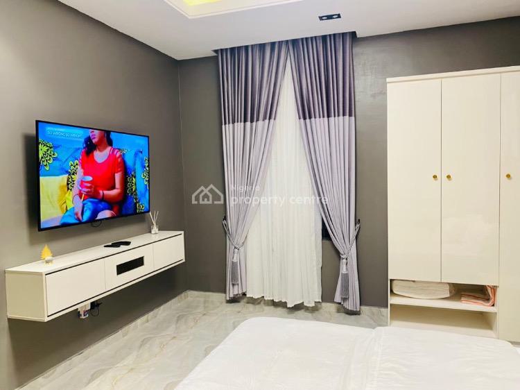 Luxury 2 Bedroom Apartment with Snooker, Lekki Phase 1, Lekki, Lagos, Flat / Apartment Short Let