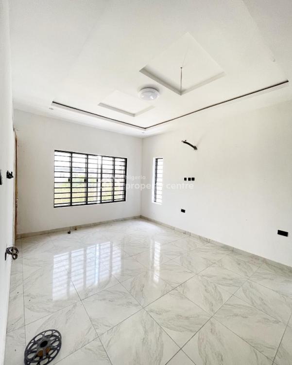 4 Bedrooms Semi Detached Duplex, Ikota, Lekki, Lagos, Semi-detached Duplex for Sale