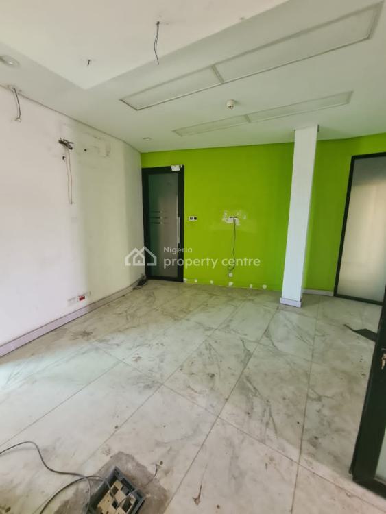 For Rent Modern 300sqm Open Plan Penthouse Office Space., Off Allen