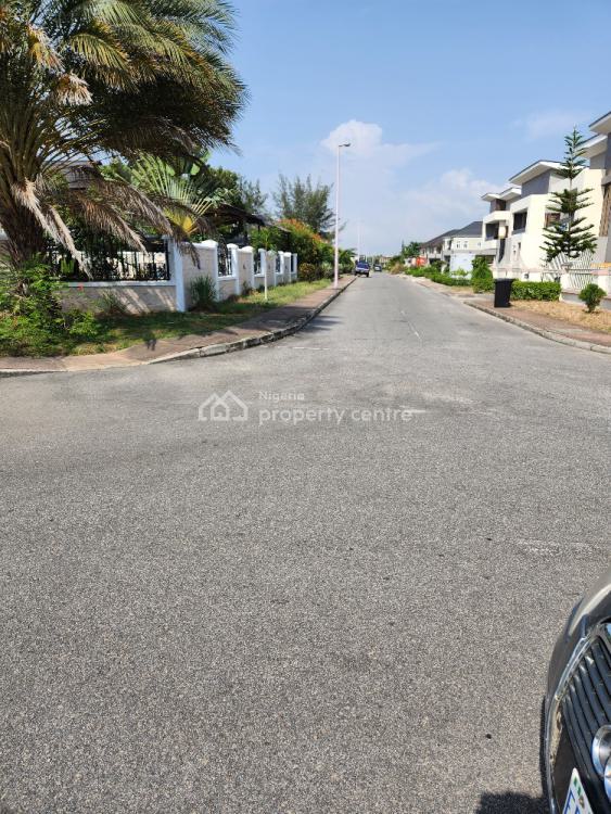 For Sale 500sqm In A Fully Serviced Estate With 24/7, Royal Garden