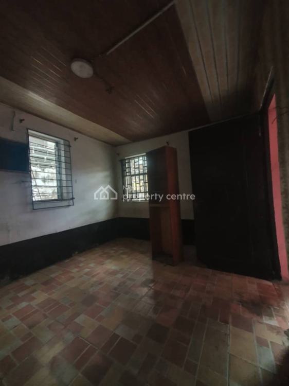 For Rent Spacious 1 Room Selfcontained Apartment, Sabo, Alagomeji