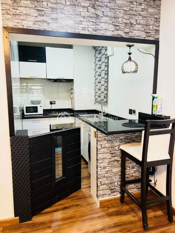 1 Bedroom Apartment, Lekki Phase 1, Lekki, Lagos, Flat / Apartment Short Let