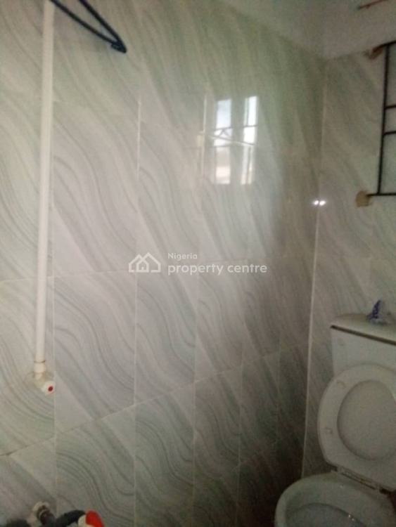 2 Bedroom Flat, Gbagada Phase 1, Gbagada, Lagos, Flat / Apartment for Rent