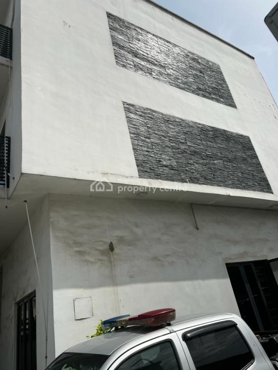 For Sale Standard And Tastefully Finished 5 Bedroom Duplex, Ikeja GRA