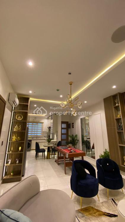 Super Luxurious 1 Bedroom with Pool and Gym, Off Admiralty Road, Lekki Phase 1, Lekki, Lagos, Mini Flat (room and Parlour) Short Let