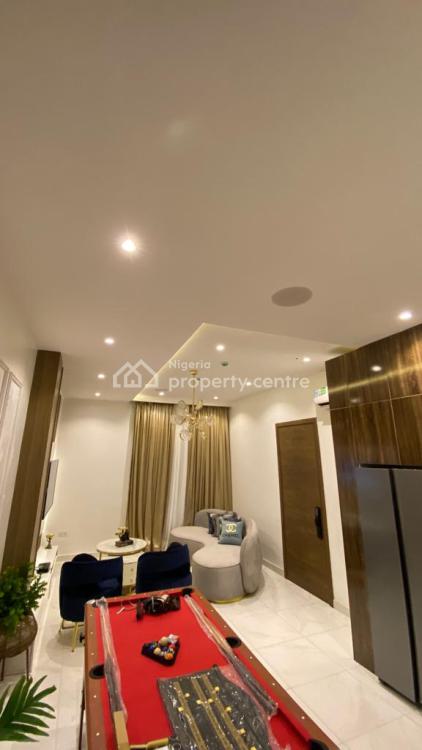 Super Luxurious 1 Bedroom with Pool and Gym, Off Admiralty Road, Lekki Phase 1, Lekki, Lagos, Mini Flat (room and Parlour) Short Let