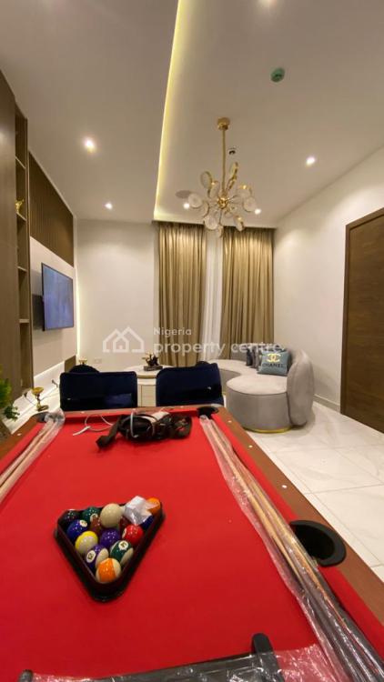 Super Luxurious 1 Bedroom with Pool and Gym, Off Admiralty Road, Lekki Phase 1, Lekki, Lagos, Mini Flat (room and Parlour) Short Let