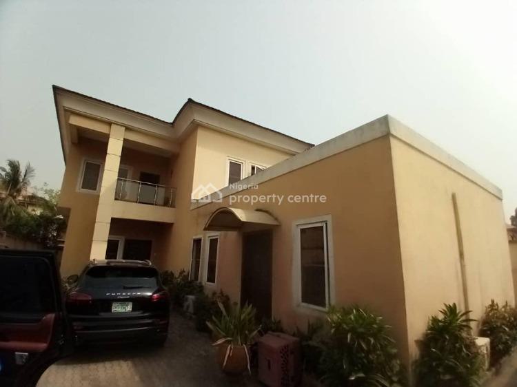 For Sale Distressed 5 Bedrooms Detached House, Admiralty Road, Lekki