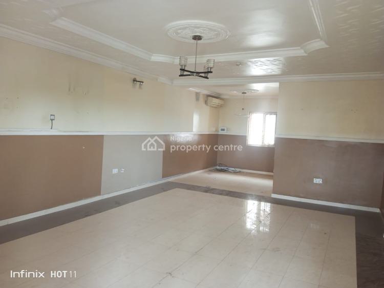 For Rent A 3 Bedroom Flat, Serviced With Generator And Air Conditioner