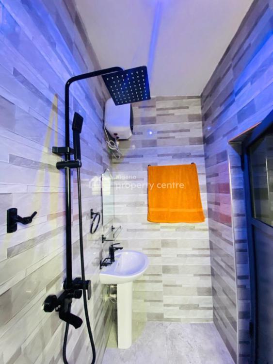 Luxury 2 Bedrooms Serviced Apartment, 8 Kemi Adefuke Close, Heritage Estate, Iyana Ipaja, Ipaja, Lagos, Flat / Apartment Short Let