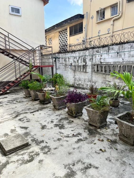 Nice and Spacious Roomself, Randle Avenue, Ogunlana, Surulere, Lagos, Self Contain (single Rooms) for Rent
