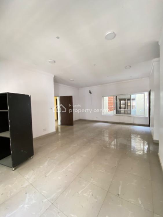 Serviced 3-bedroom Apartment, Orchid Road, Lekki, Lagos, Flat / Apartment for Rent