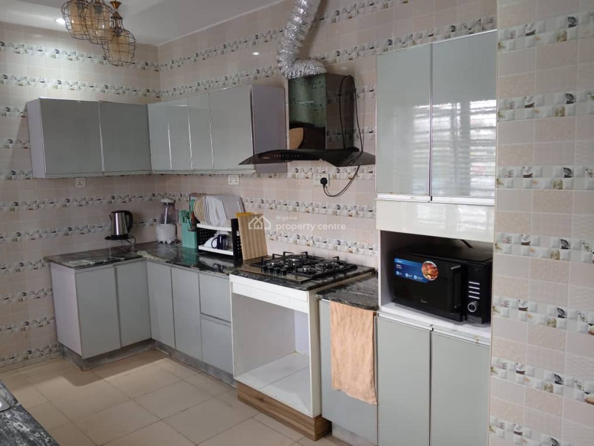 Luxury Bedroom Fully Serviced Apartment, Off Salvation Road Opebi Ikeja, Ikeja, Lagos, Flat / Apartment Short Let
