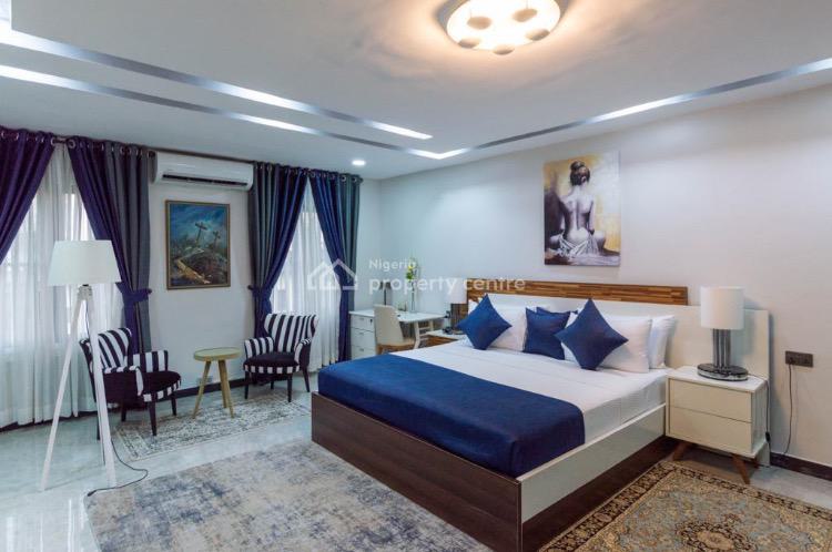 Luxury 3 Bedrooms with a Swimming Pool and Gym, Ikoyi, Lagos, Flat / Apartment Short Let