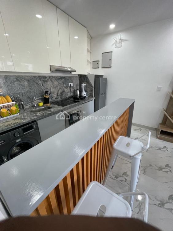 Short Let 1 Bedroom Luxury Apartment With Open Plan Kitchen, Victoria