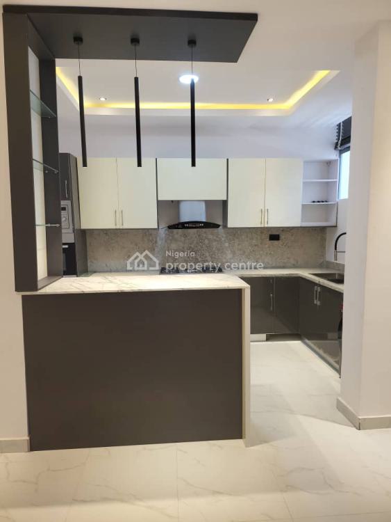 Luxury 2 Bedroom Apartment, Platinum Way, Lekki, Lagos, Flat / Apartment for Sale