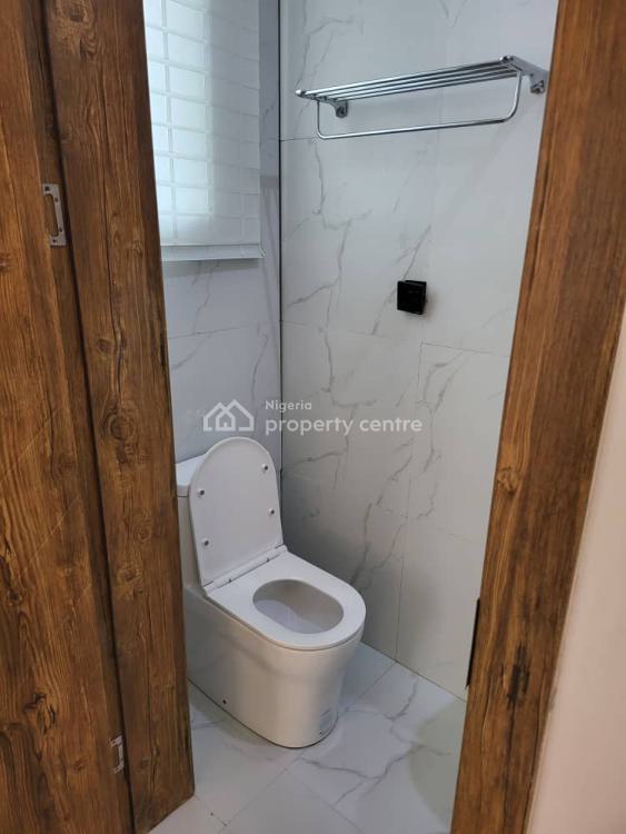 Luxury 2 Bedroom Apartment, Platinum Way, Lekki, Lagos, Flat / Apartment for Sale