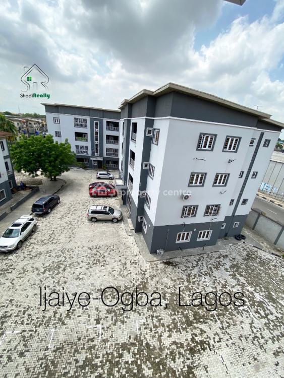 For Sale 2 Bedrooms Apartment, Ogba, Ikeja, Lagos 2 Beds, 2 Baths