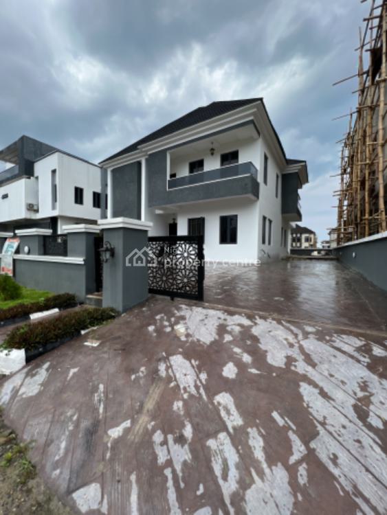 For Sale Massive 5 Bedroom Duplex With Swimming Pool, Lakeview Estate