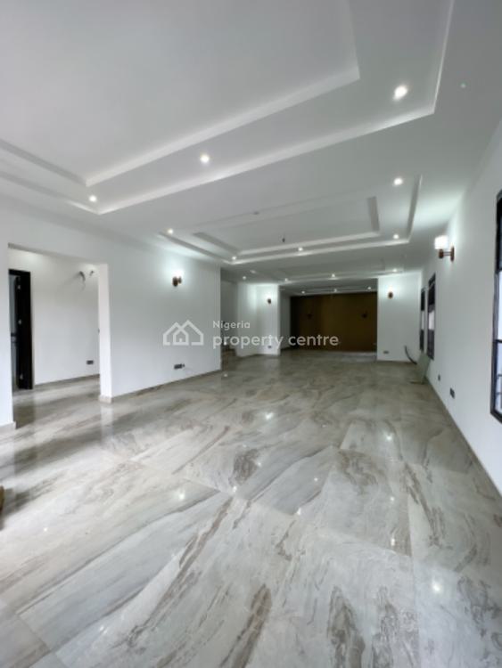 For Sale Massive 5 Bedroom Duplex With Swimming Pool, Lakeview Estate