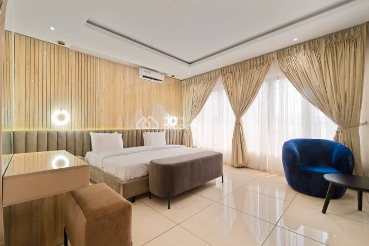 Luxury 4-bedroom Apartment in Vibrant, Balarabe Musa Crescent, Victoria Island (vi), Lagos, Flat / Apartment Short Let