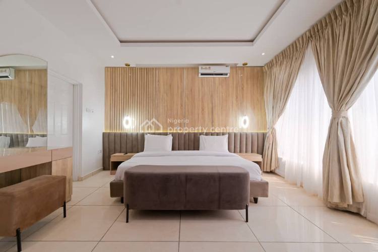 Luxury 4-bedroom Apartment in Vibrant, Balarabe Musa Crescent, Victoria Island (vi), Lagos, Flat / Apartment Short Let
