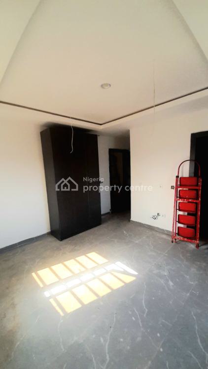 3 Bedroom Flats with Preinstalled Solar Panels per Flat, Onike, Yaba, Lagos, Flat / Apartment for Sale