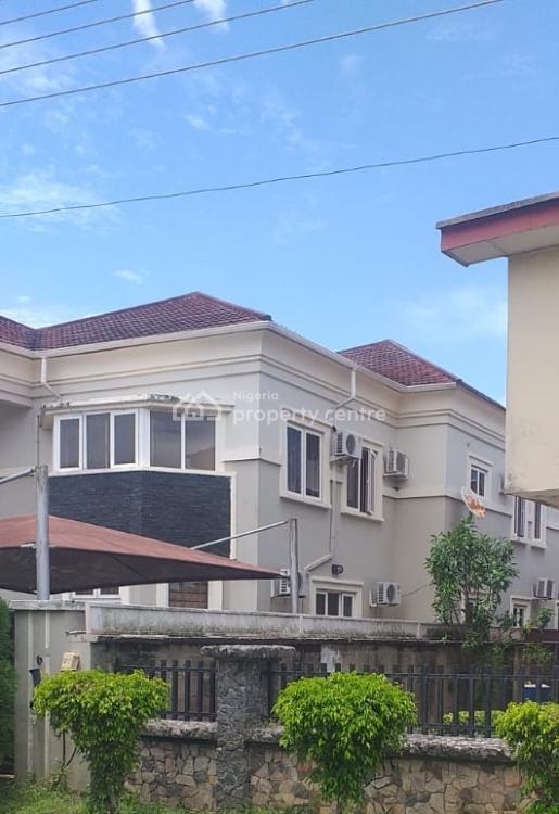 For Sale 5 Bedroom Detached + Bq, Crown Estate, Lekki Expressway