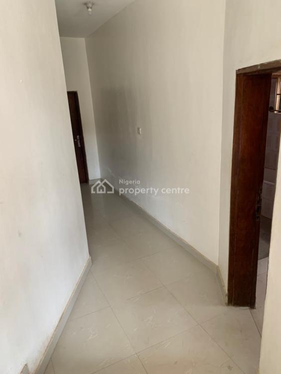 For Rent Fairly Used Spacious 2 Bedroom Flat, Magodo Ph1 Isheri