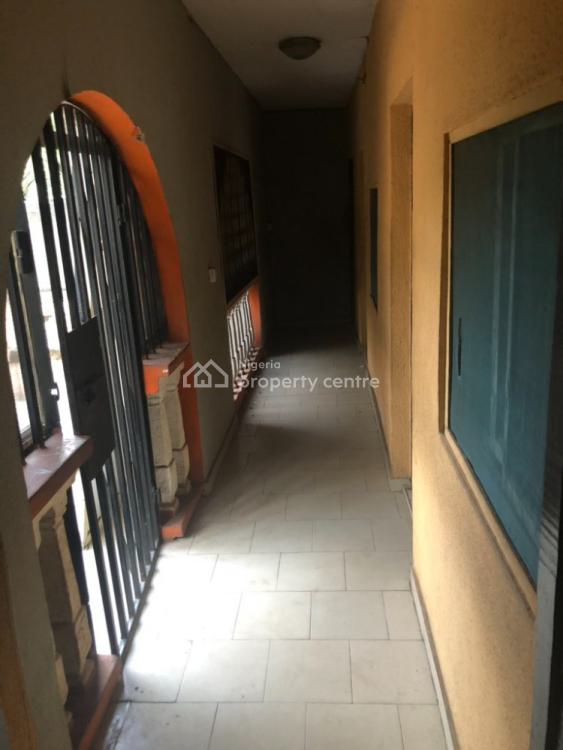 For Rent No Agency Fees! 2 Bedrooms Apartment. Fenced And Secured