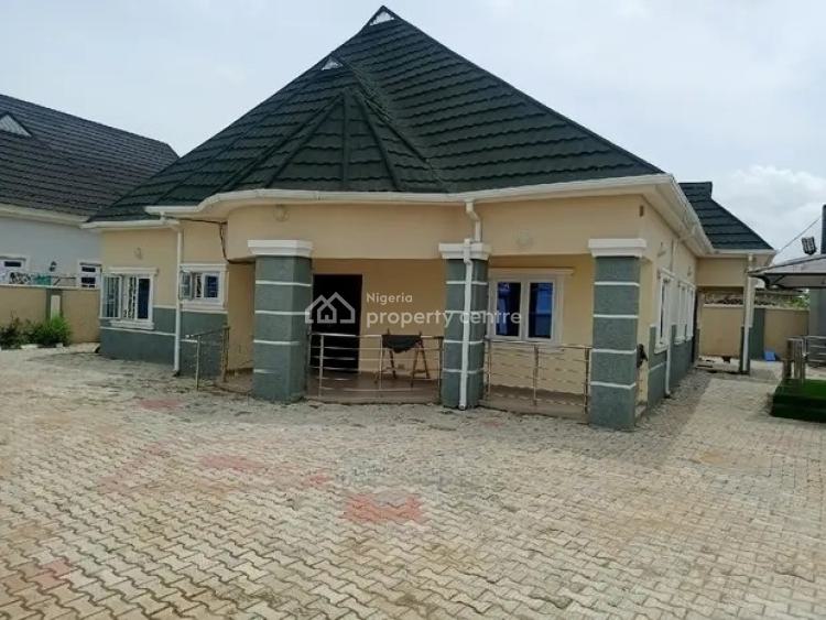 For Sale 4 Bedroom Bungalow House + B.q With Excellent Facilities