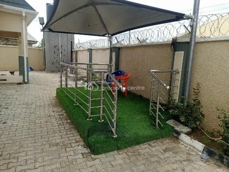 For Sale 4 Bedroom Bungalow House + B.q With Excellent Facilities