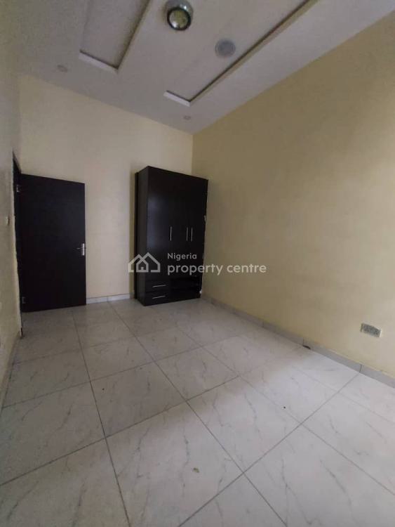 For Rent Guest Room In A Shared Apartment, Tulip Haven Estate Chevron