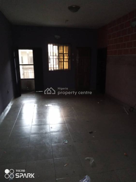 For Rent Neat 2 Bedrooms, Oke Ira, Ogba, Ikeja, Lagos 2 Beds, 2
