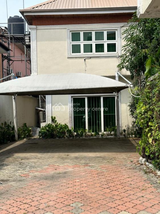 For Sale Luxury Distressed 4 Bedroom Fully Detached Duplex With 2